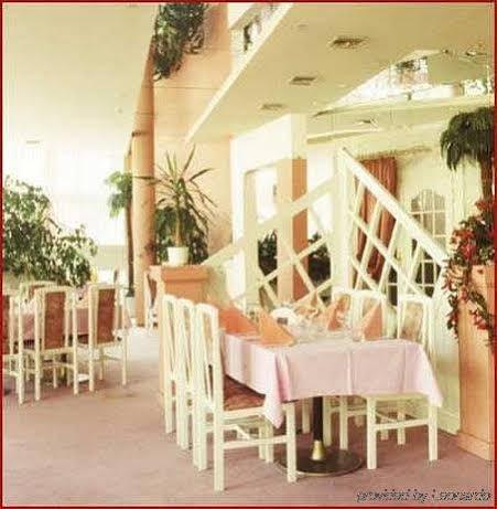 Hotel Swiatowit Łódź Kültér fotó