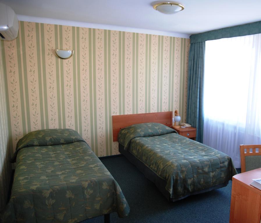 Hotel Swiatowit Łódź Kültér fotó